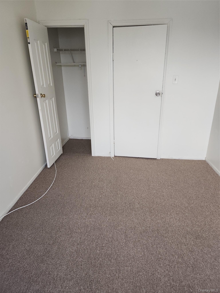 205-11 Hollis Avenue - Photo 4