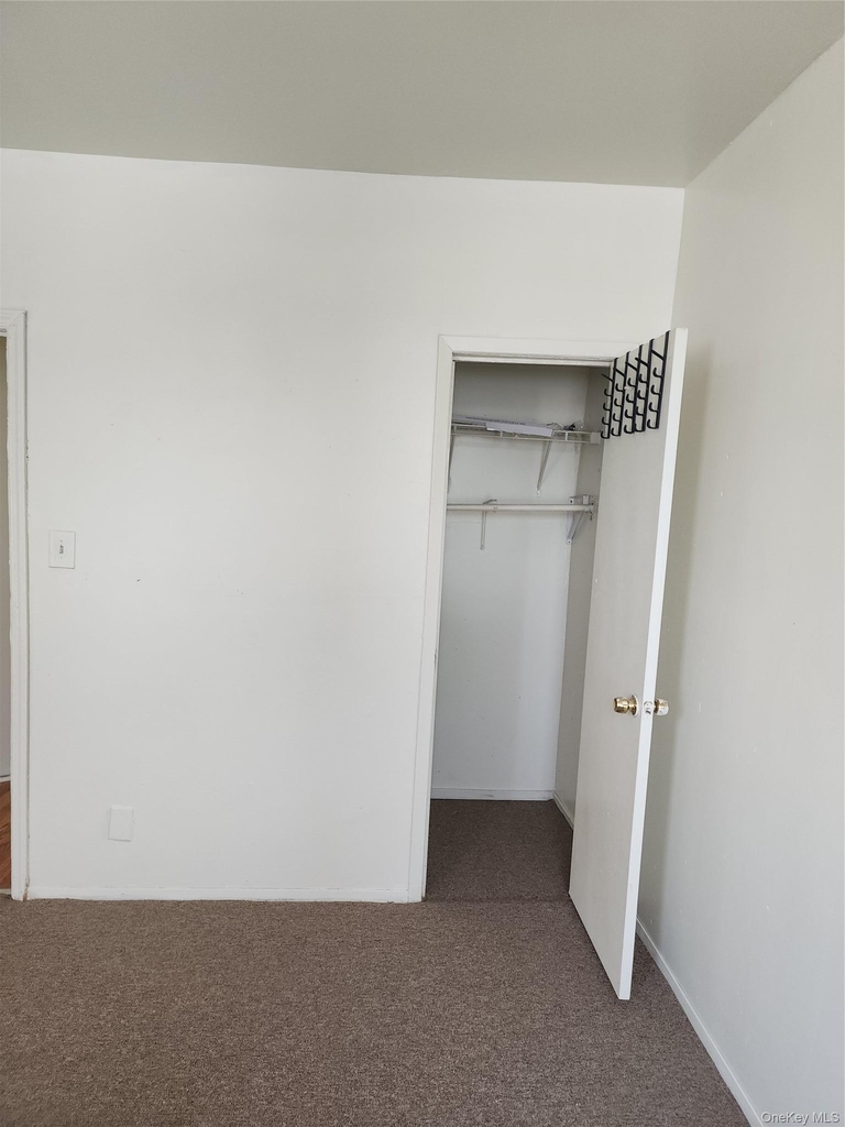 205-11 Hollis Avenue - Photo 3