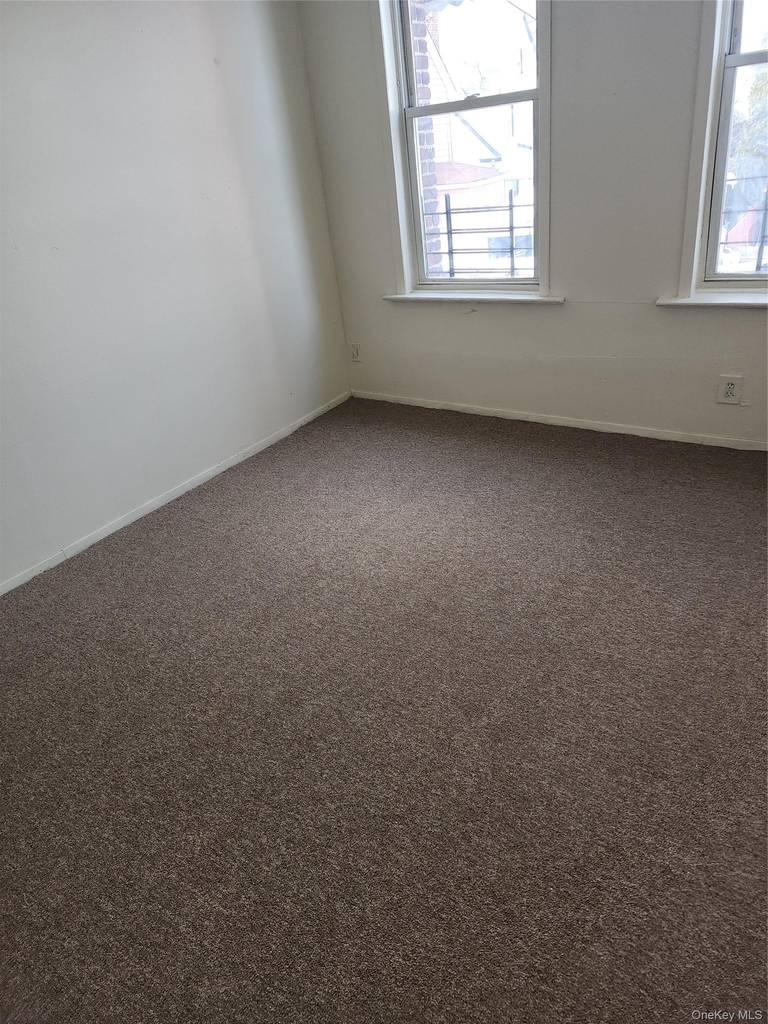 205-11 Hollis Avenue - Photo 5