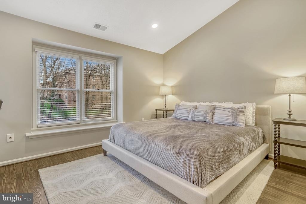 7598 Lakeside Village Drive - Photo 14