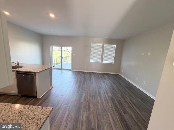 255 Maple Run Drive - Photo 2