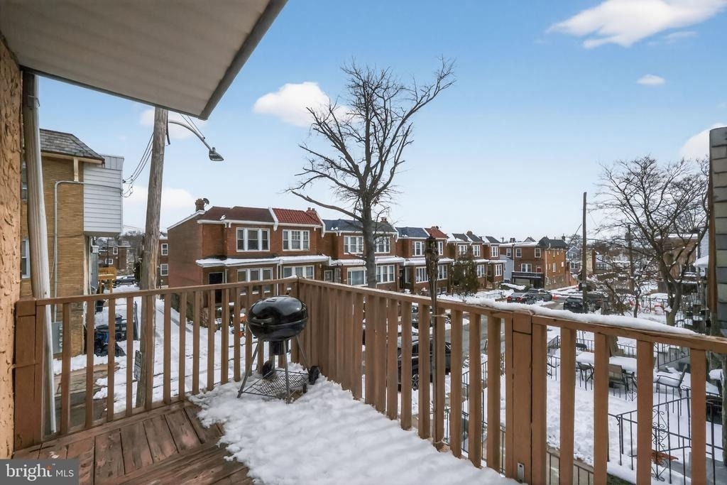 5820 Woodcrest Avenue - Photo 10