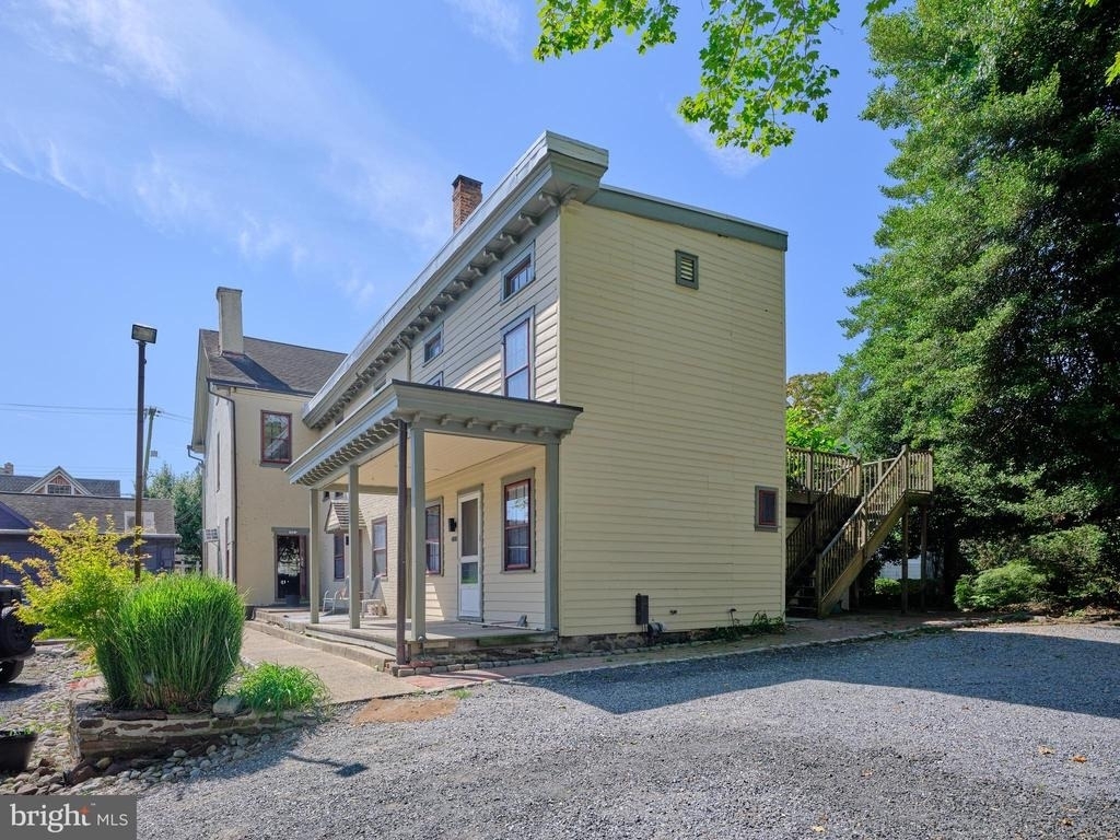 14 W Bridge Street - Photo 3