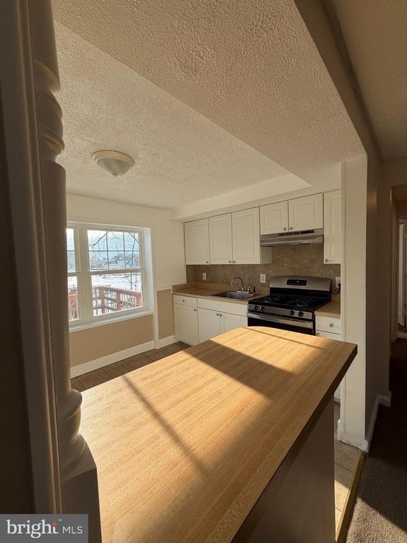 973 S Olden Avenue - Photo 2