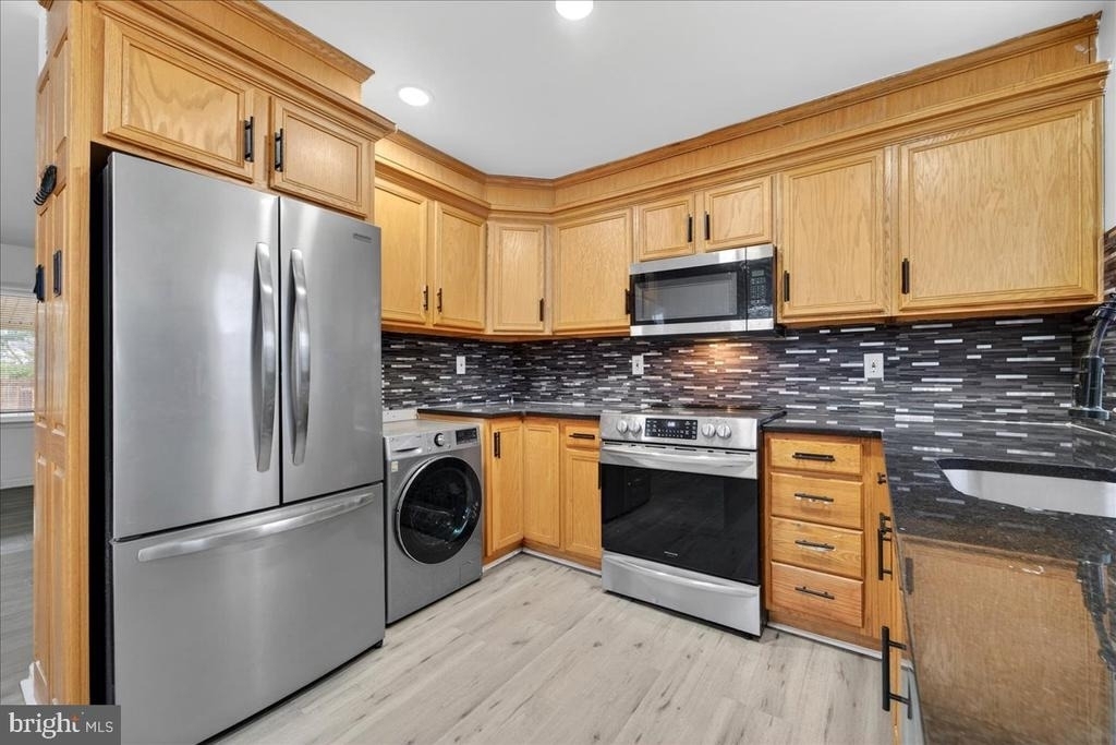 6 Sherwood Lane - Photo 4