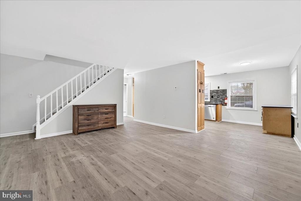 6 Sherwood Lane - Photo 2