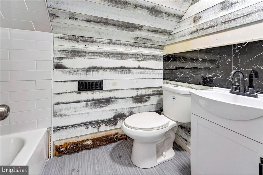 6 Sherwood Lane - Photo 10
