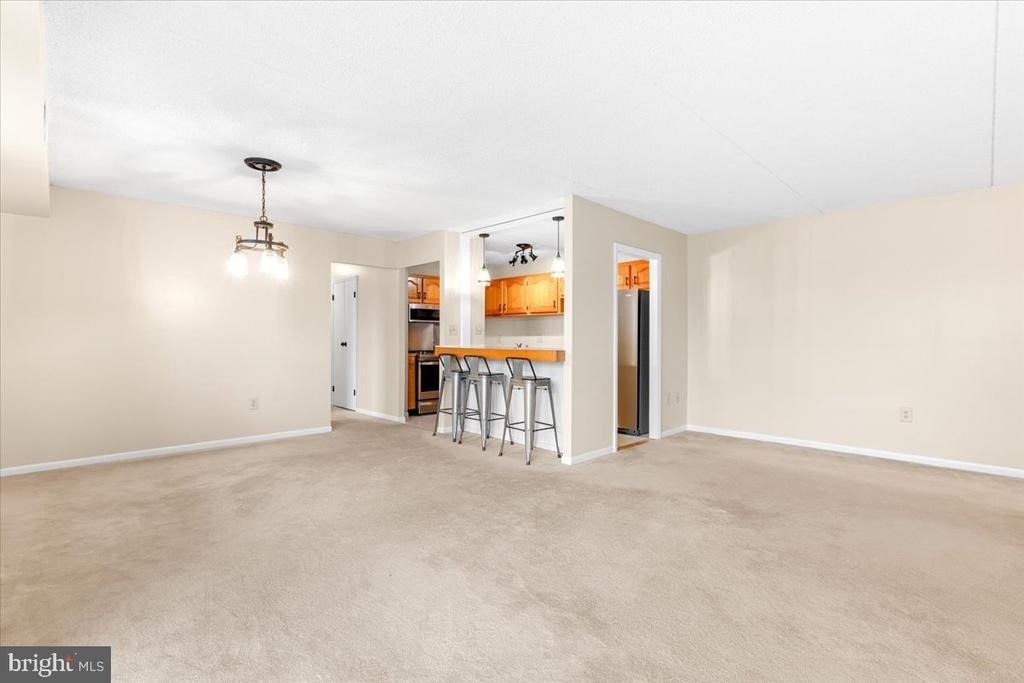 1745 Edgewood Hill Circle - Photo 4
