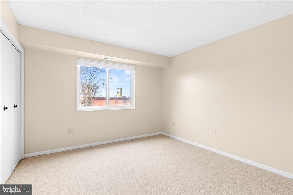 1745 Edgewood Hill Circle - Photo 16