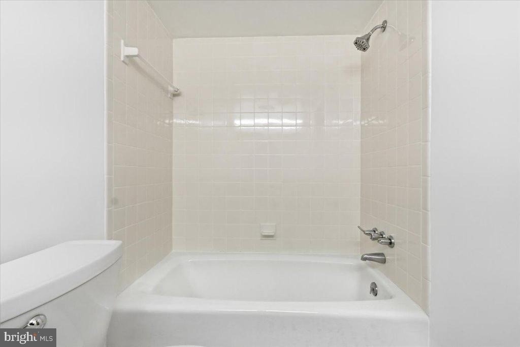 1745 Edgewood Hill Circle - Photo 21