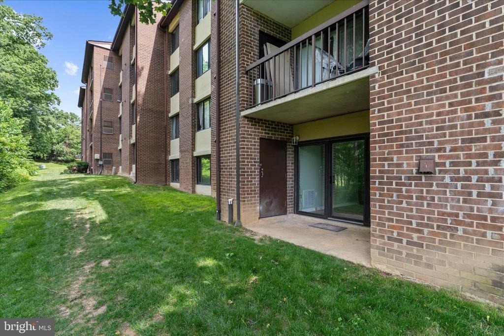 15712 Dorset Road - Photo 32