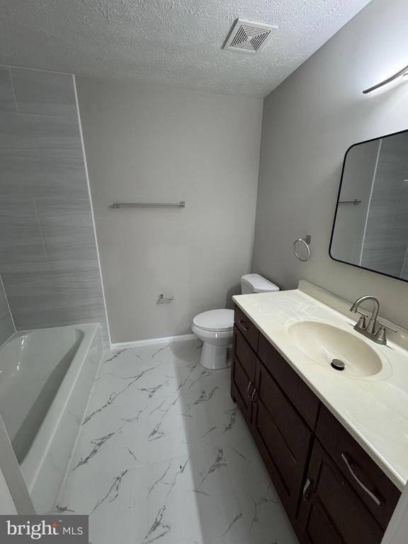 4641 Deepwood Court - Photo 10