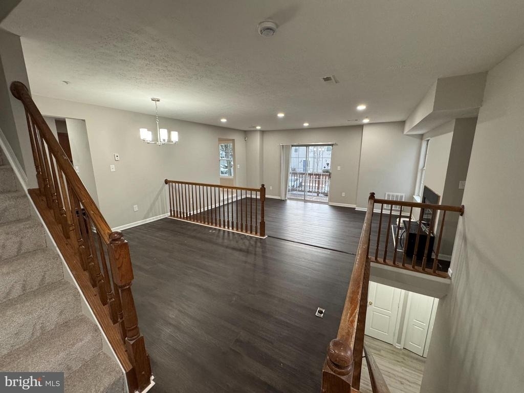 4641 Deepwood Court - Photo 2