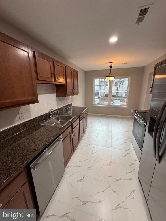 4641 Deepwood Court - Photo 4