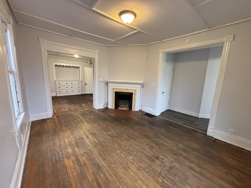 1404 W Michigan Avenue - Photo 6