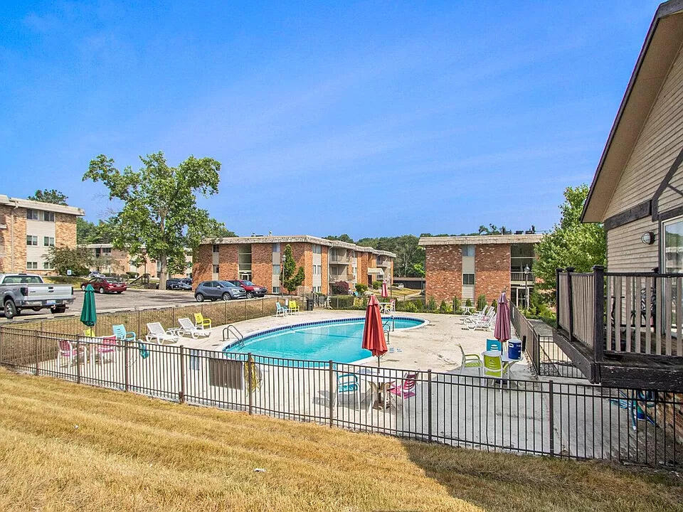 756 W Kilgore Road - Photo 10