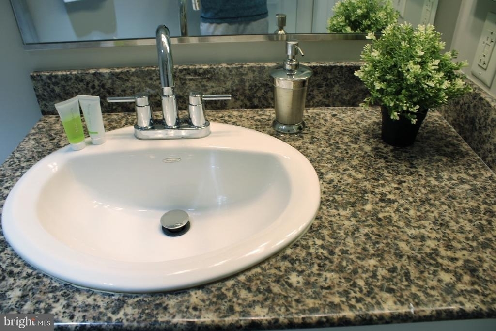 777 7th Street Nw - Photo 35