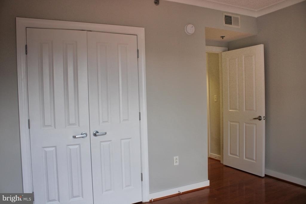 777 7th Street Nw - Photo 31