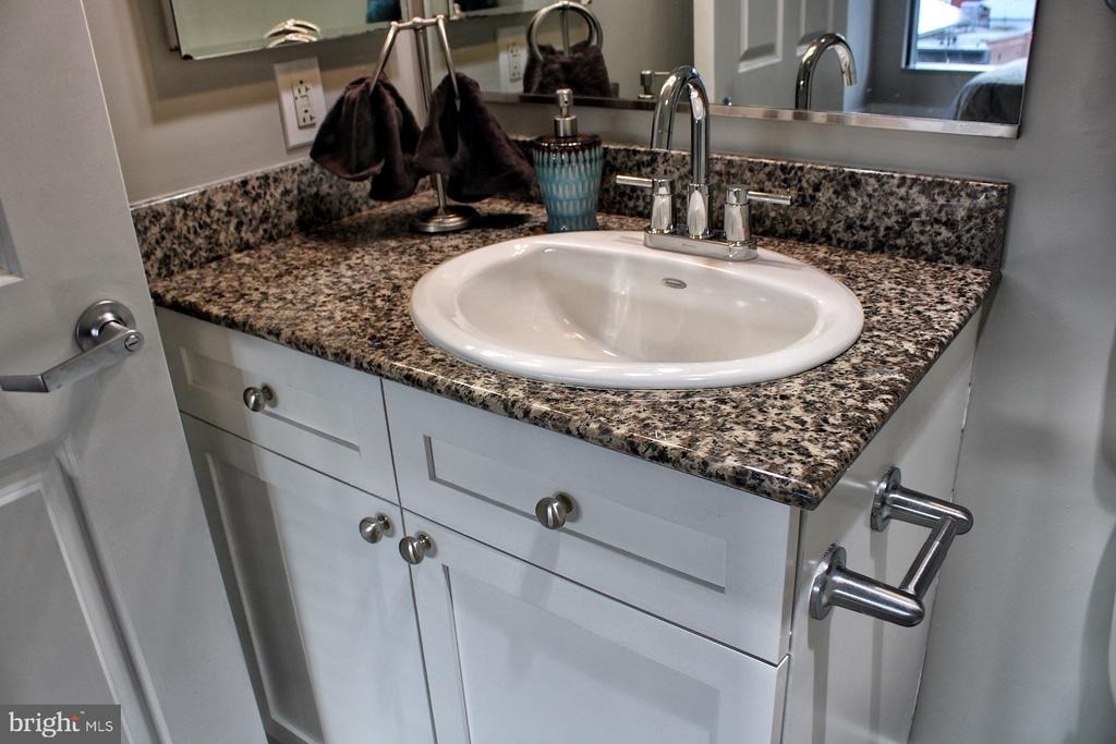 777 7th Street Nw - Photo 19