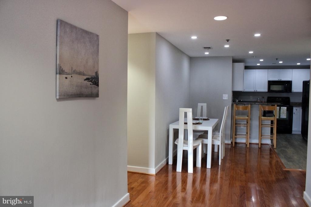 777 7th Street Nw - Photo 23