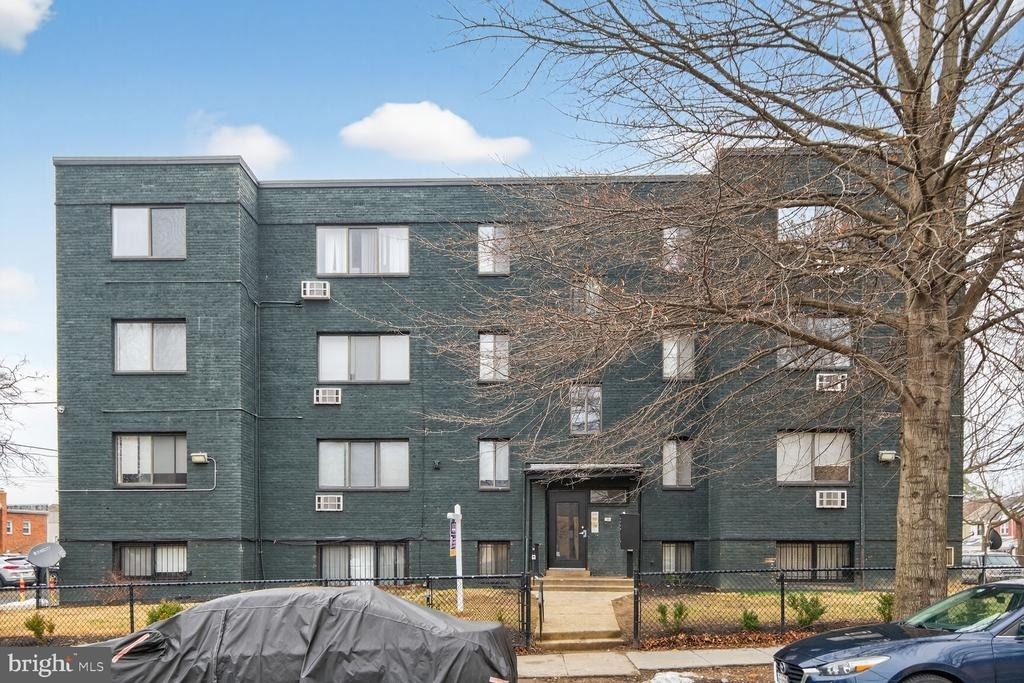 4430 Martin Luther King Jr Avenue Sw - Photo 1