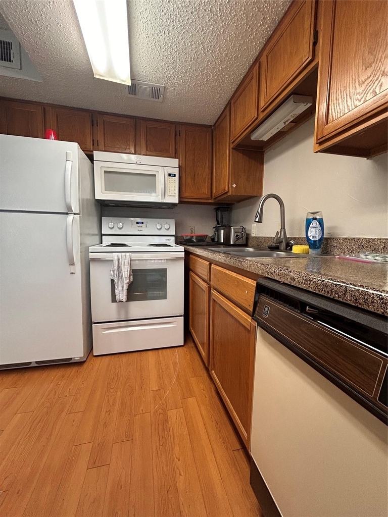 3115 Helms St - Photo 3