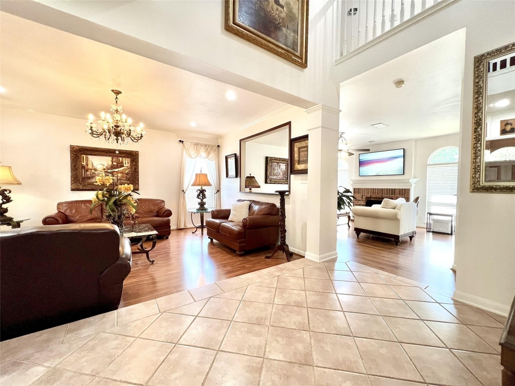 1722 Antler Crossing Dr - Photo 3