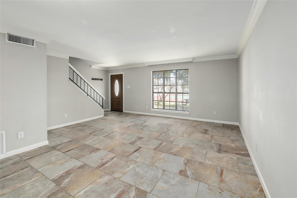 2002 Millay Dr - Photo 5