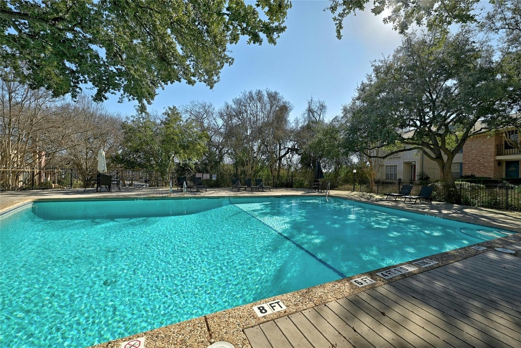 2002 Millay Dr - Photo 31