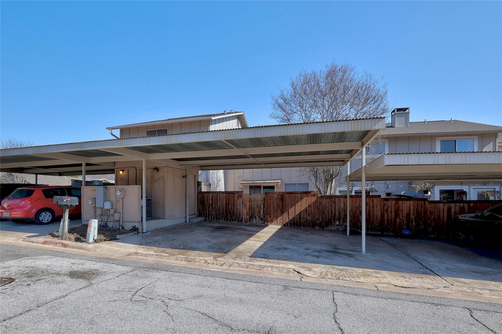 2002 Millay Dr - Photo 23