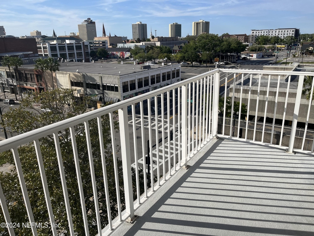 400 E Bay Street - Photo 53
