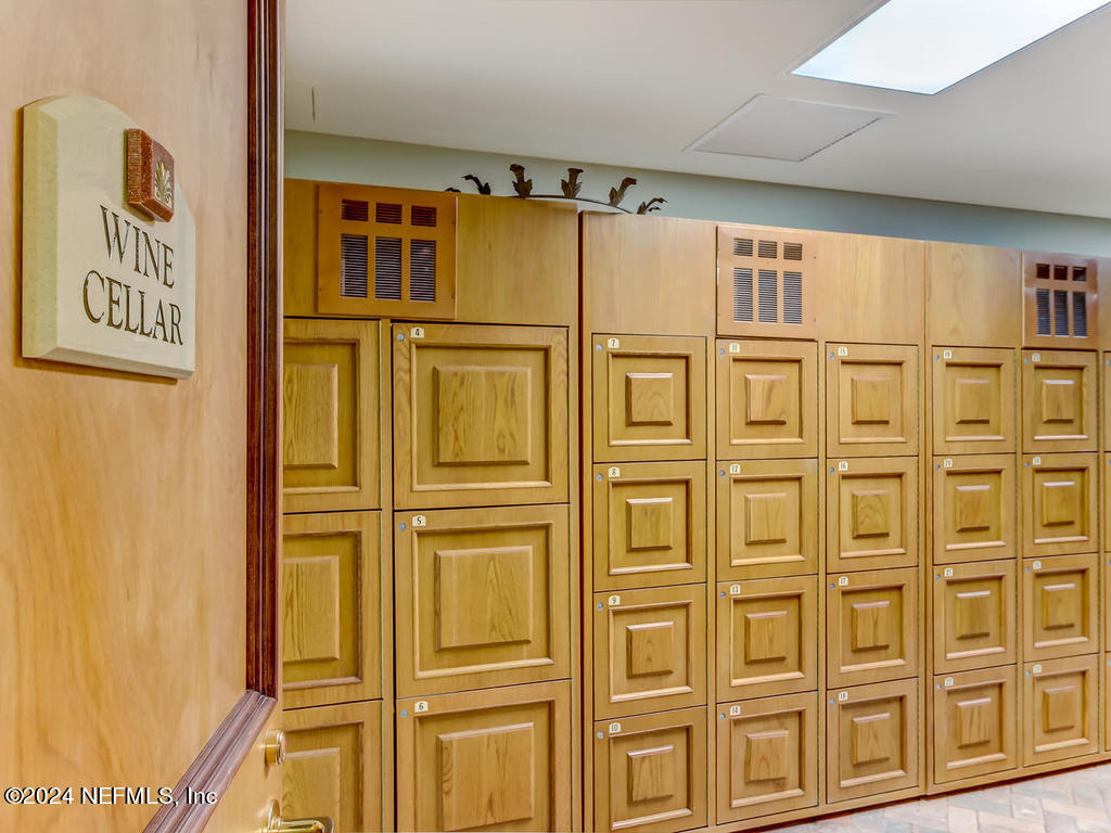 400 E Bay Street - Photo 45