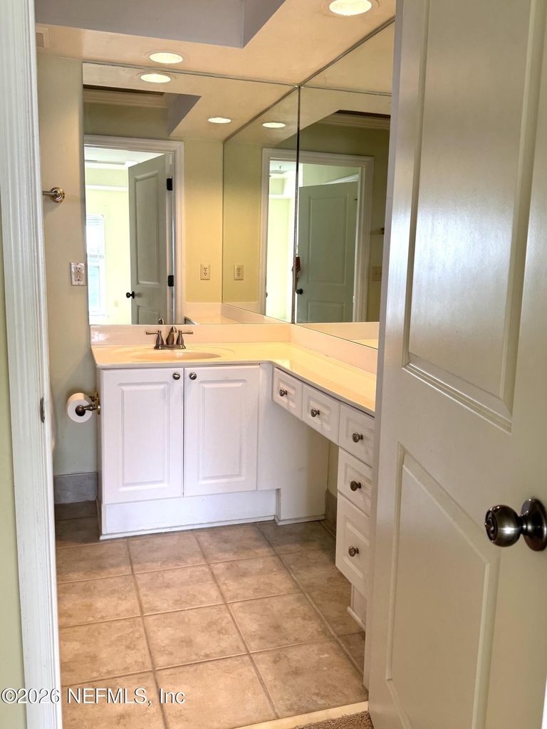 400 E Bay Street - Photo 69