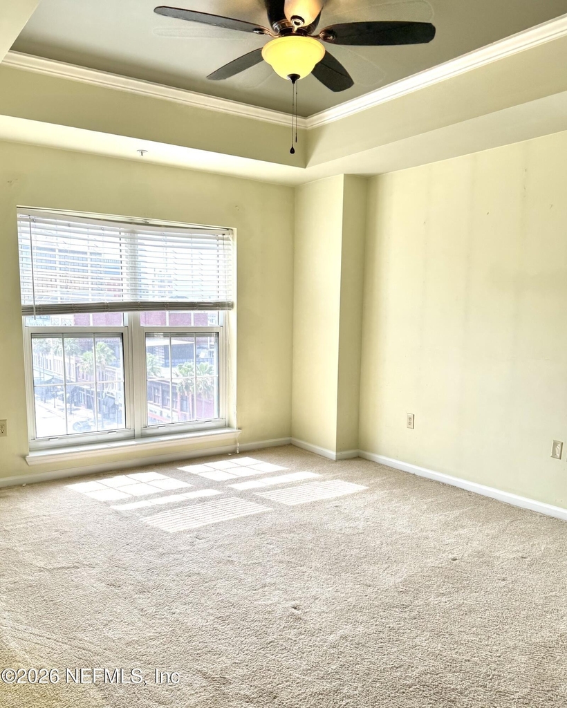 400 E Bay Street - Photo 68