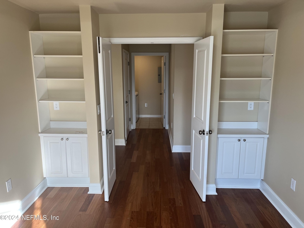 400 E Bay Street - Photo 58
