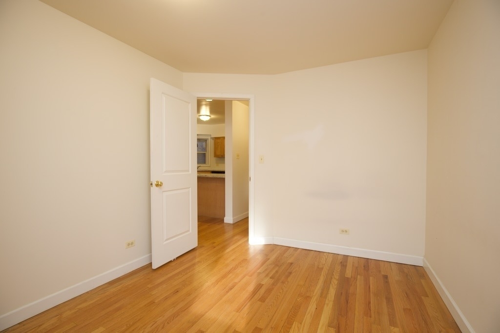 6711 N Sheridan Road - Photo 10