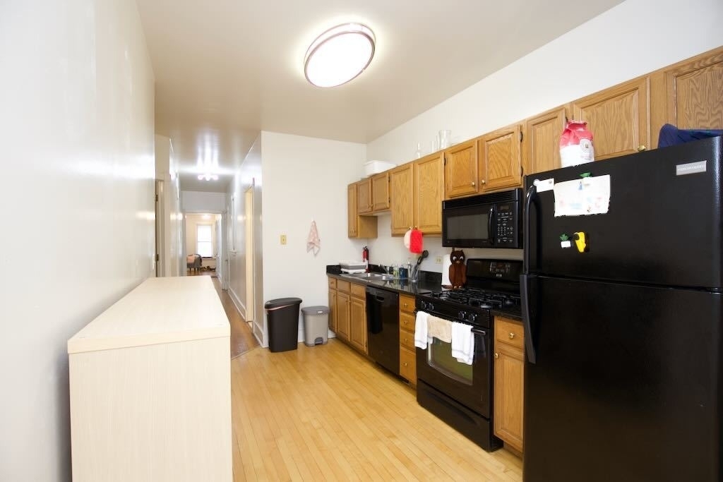 6717 N Sheridan Road - Photo 3
