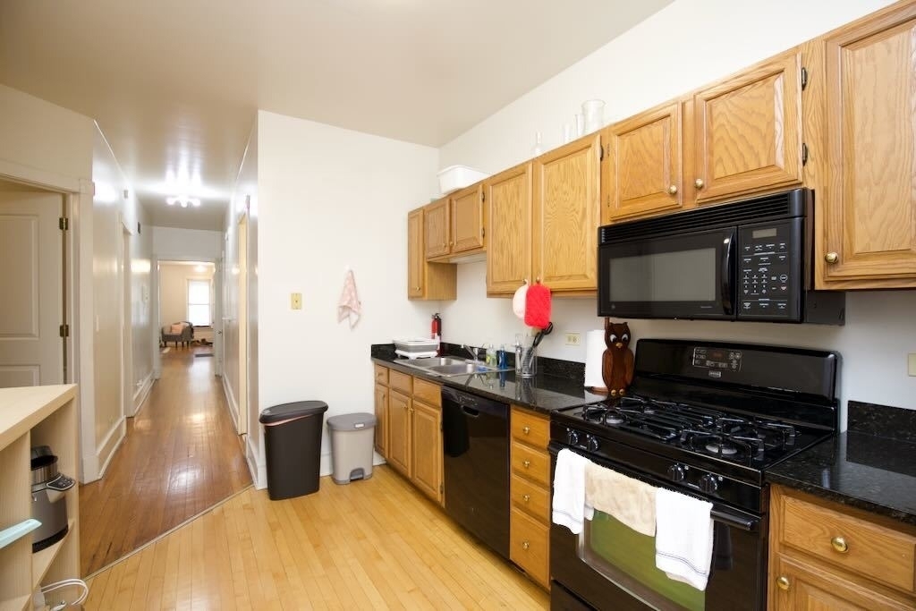 6717 N Sheridan Road - Photo 4