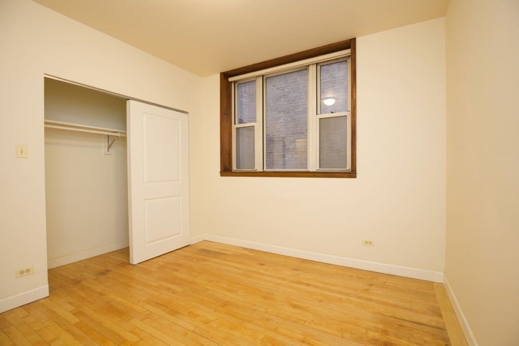 6713 N Sheridan Road - Photo 9
