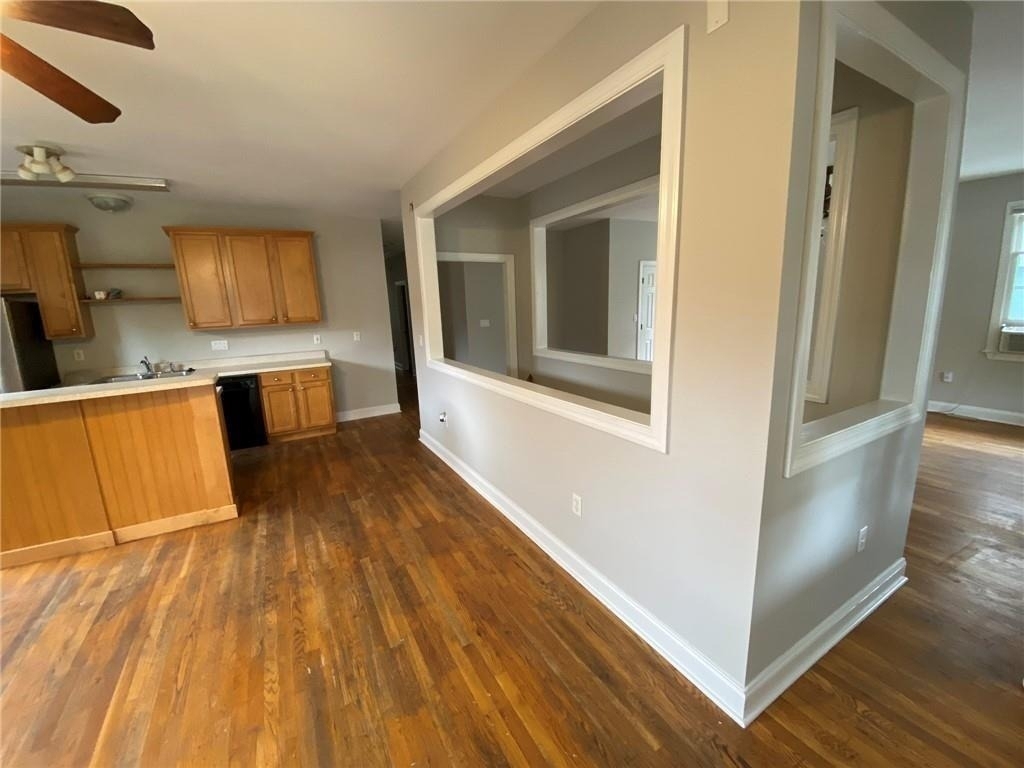 528 Rankin Street Ne - Photo 2