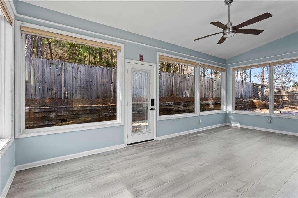 3030 Northcliff Drive - Photo 10