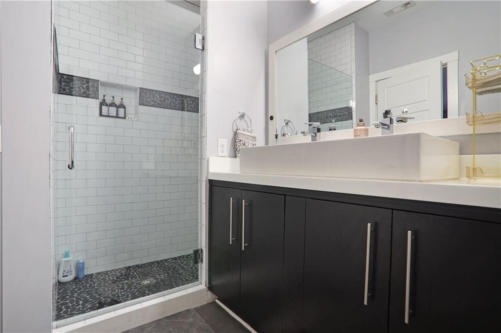 472 Martin Street Se - Photo 12
