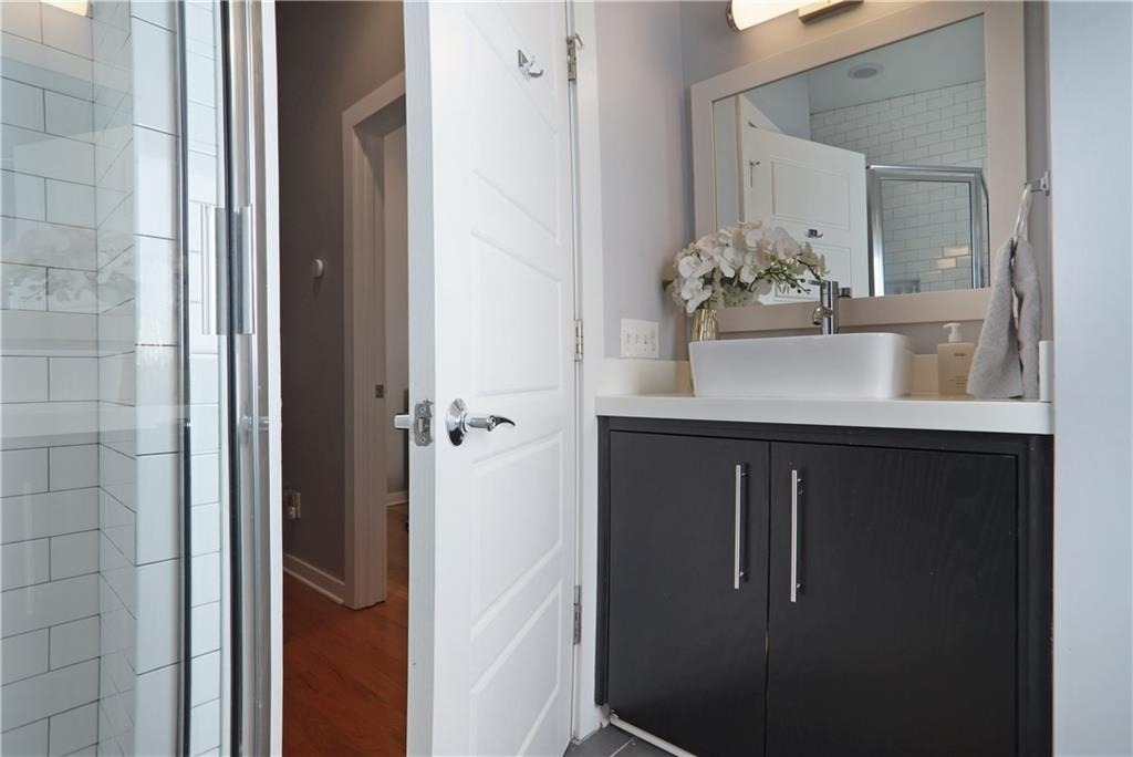472 Martin Street Se - Photo 5