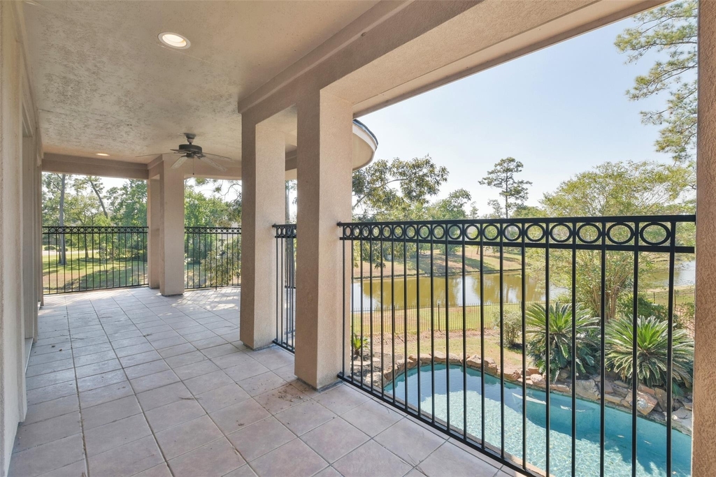 8114 Hideaway Lake Circle - Photo 27