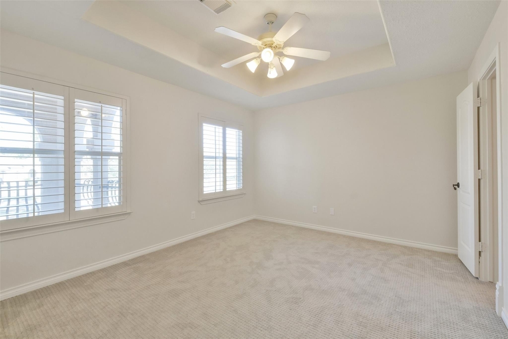 8114 Hideaway Lake Circle - Photo 32
