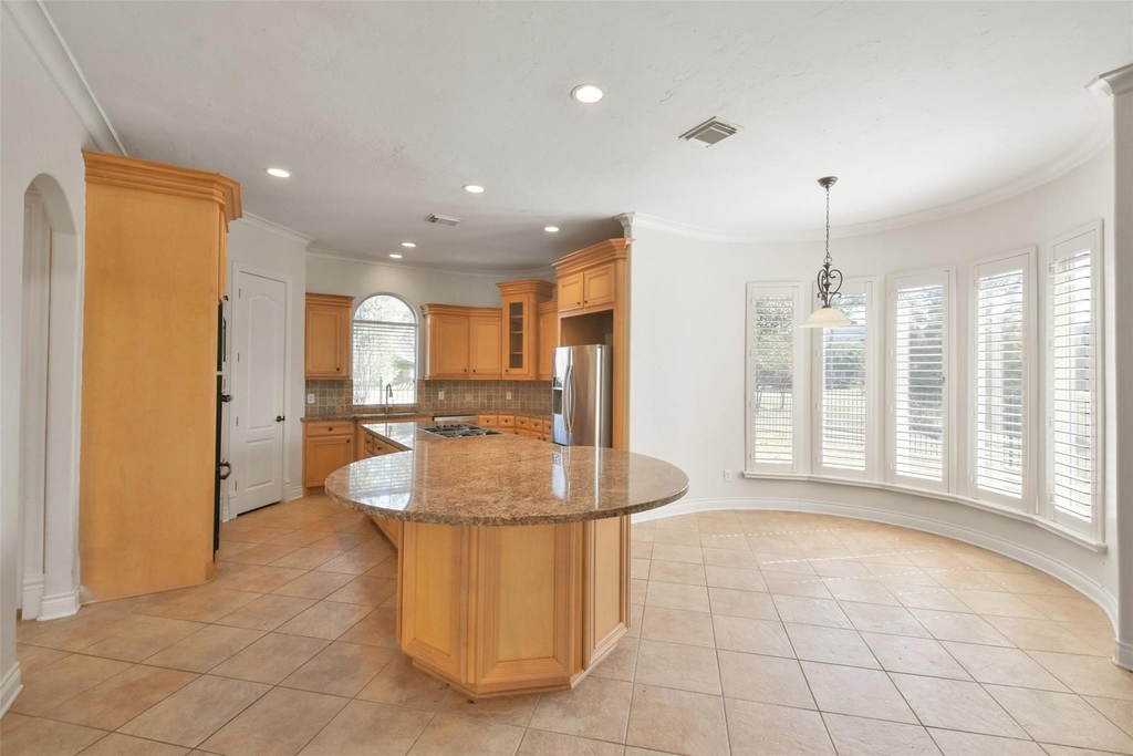 8114 Hideaway Lake Circle - Photo 9