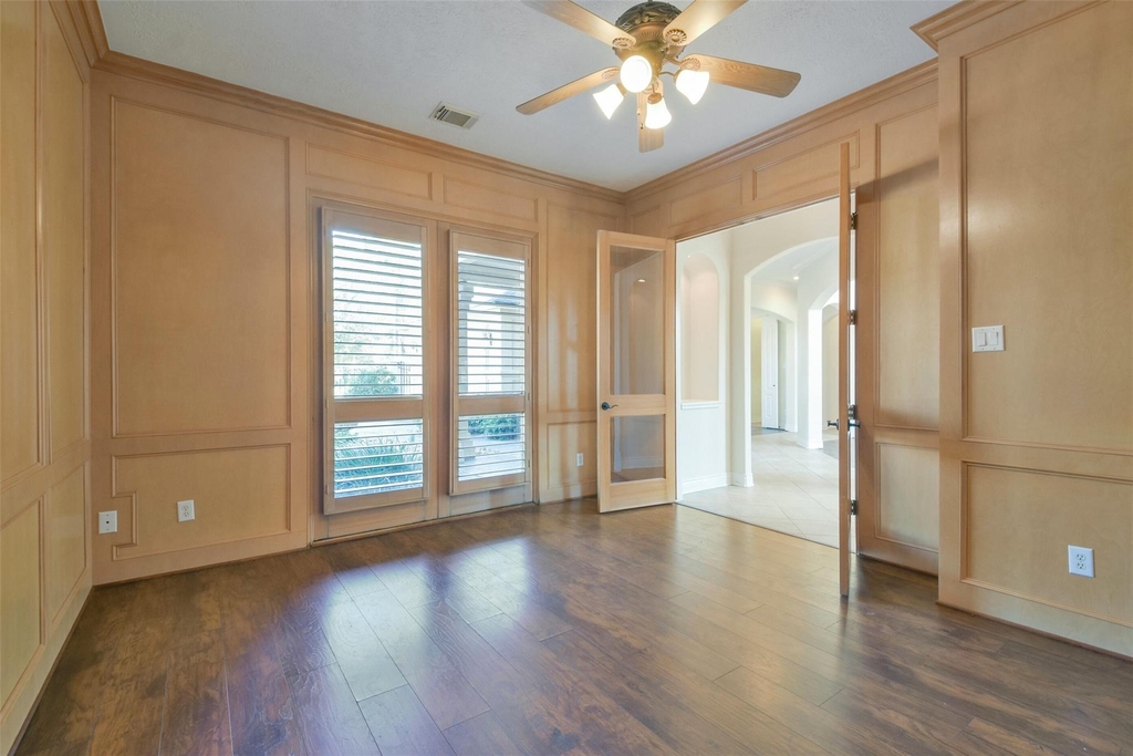8114 Hideaway Lake Circle - Photo 17