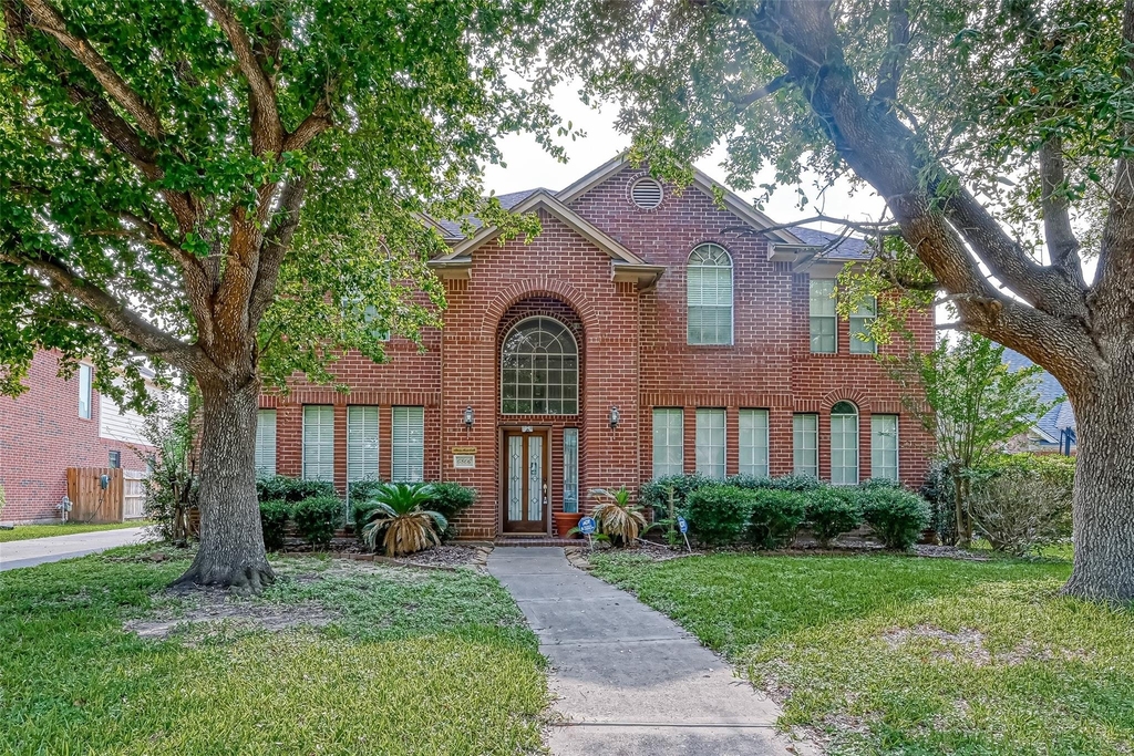 6806 Rhodes Court - Photo 0