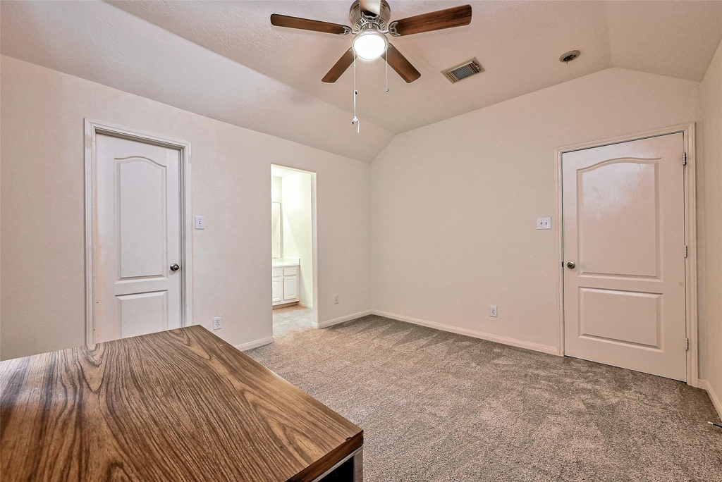 6806 Rhodes Court - Photo 32