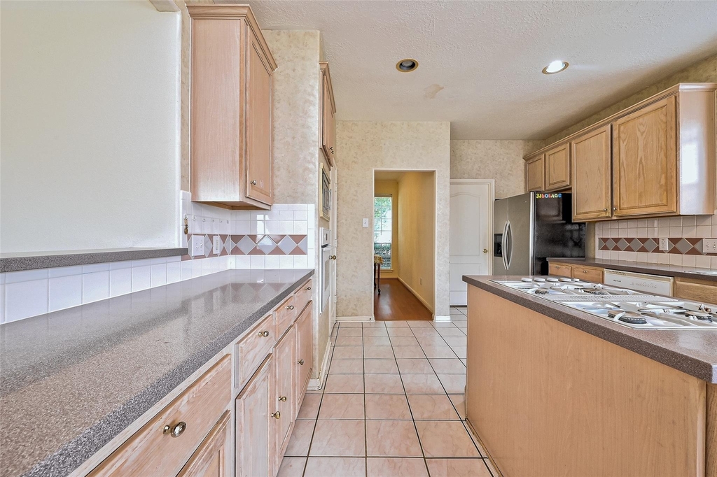 6806 Rhodes Court - Photo 19
